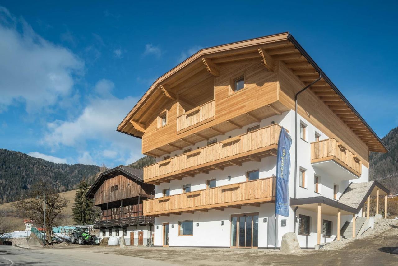 Balbeinhof Apt Hirsch Luson Eksteriør billede