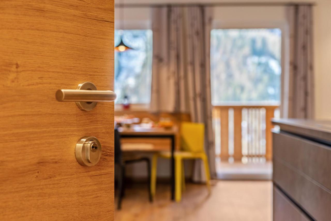 Balbeinhof Apt Hirsch Luson Eksteriør billede